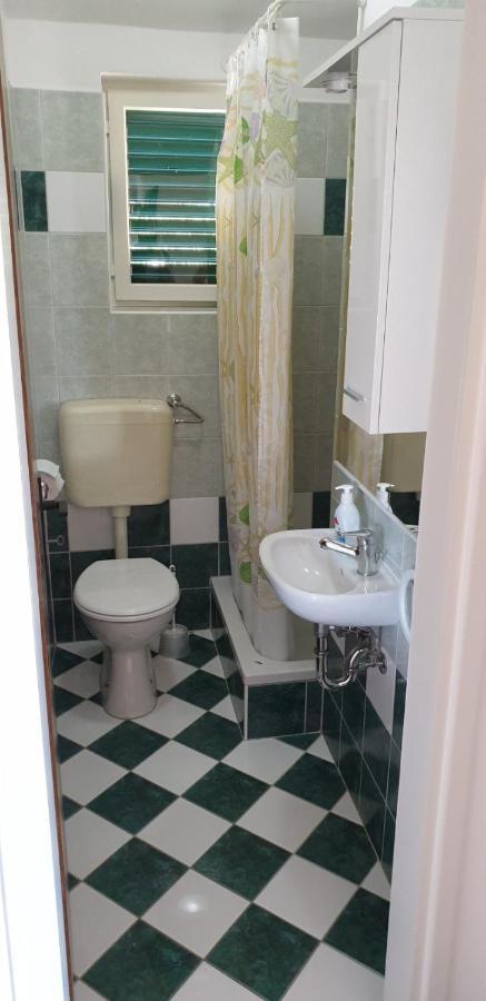 Apartment Roglic Раб Екстериор снимка