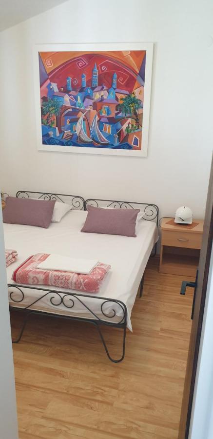 Apartment Roglic Раб Екстериор снимка